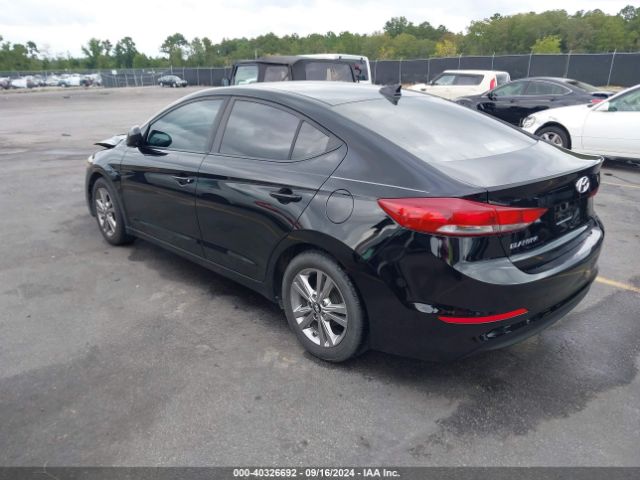 Photo 2 VIN: KMHD84LF4HU272567 - HYUNDAI ELANTRA 