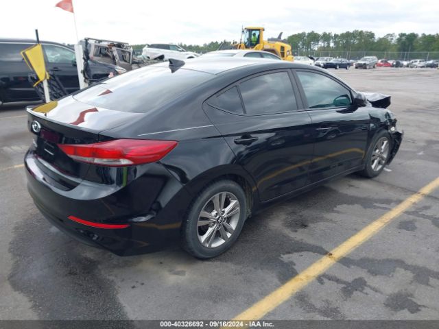 Photo 3 VIN: KMHD84LF4HU272567 - HYUNDAI ELANTRA 