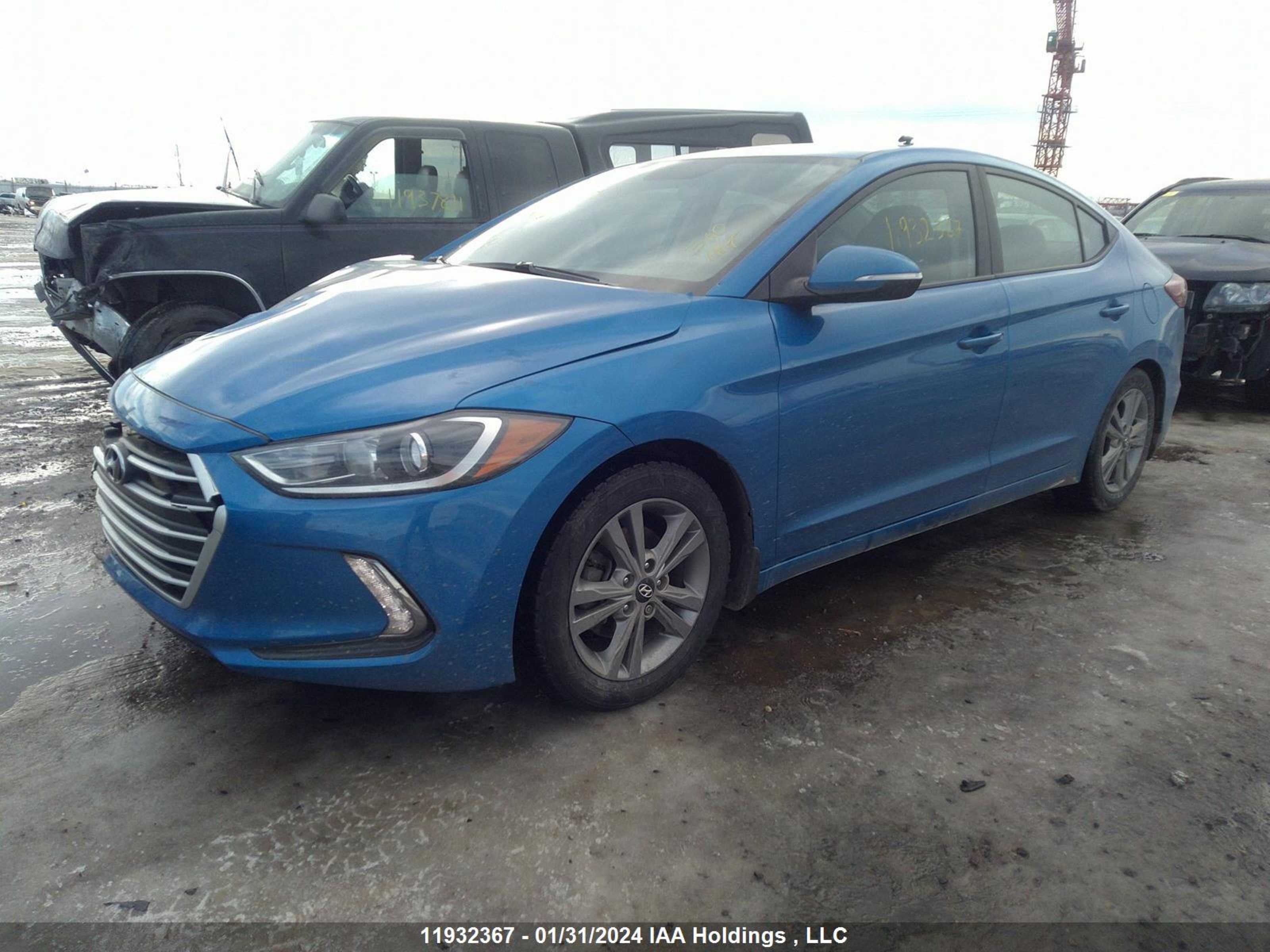 Photo 1 VIN: KMHD84LF4HU327549 - HYUNDAI ELANTRA 