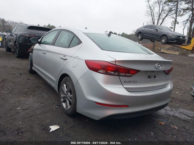 Photo 2 VIN: KMHD84LF4HU350667 - HYUNDAI ELANTRA 