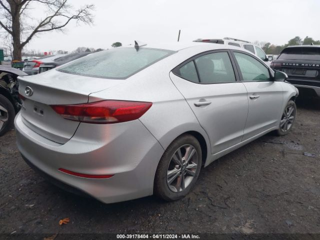 Photo 3 VIN: KMHD84LF4HU350667 - HYUNDAI ELANTRA 