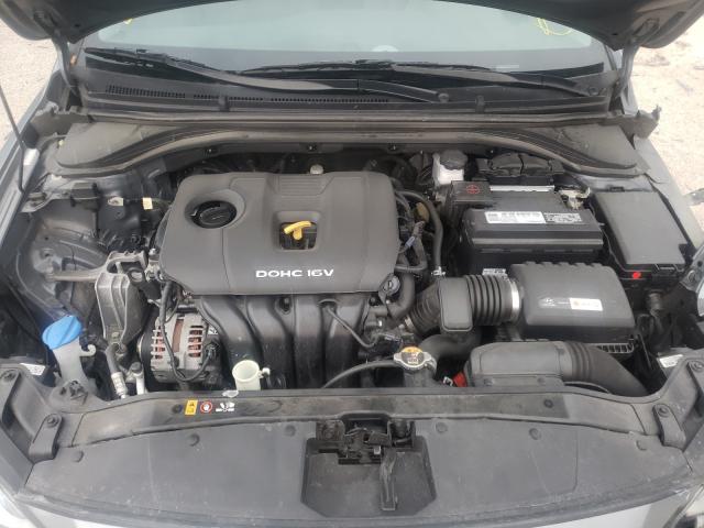 Photo 6 VIN: KMHD84LF4HU382647 - HYUNDAI ELANTRA SE 