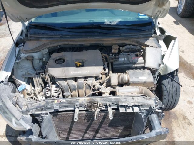 Photo 9 VIN: KMHD84LF4HU402606 - HYUNDAI ELANTRA 