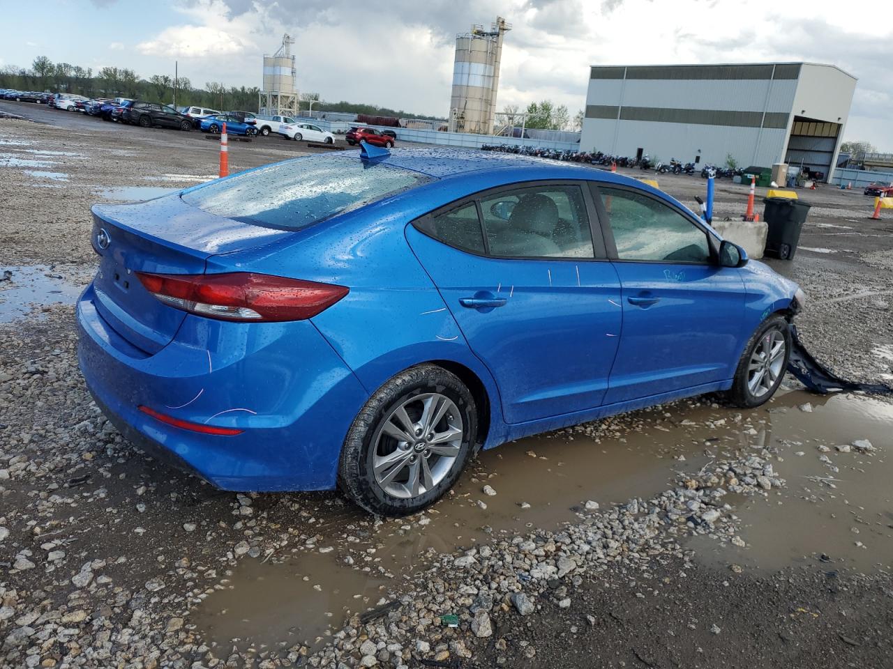 Photo 2 VIN: KMHD84LF4HU425786 - HYUNDAI ELANTRA 