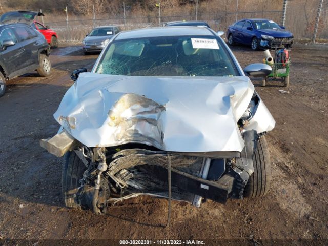 Photo 5 VIN: KMHD84LF4JU449379 - HYUNDAI ELANTRA 