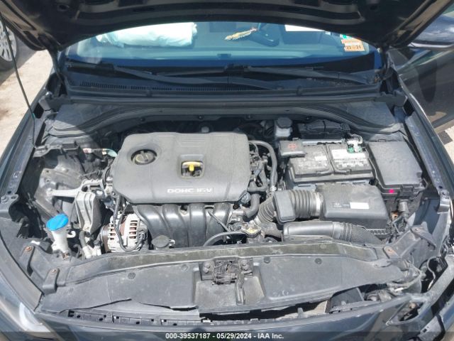 Photo 9 VIN: KMHD84LF4JU534982 - HYUNDAI ELANTRA 