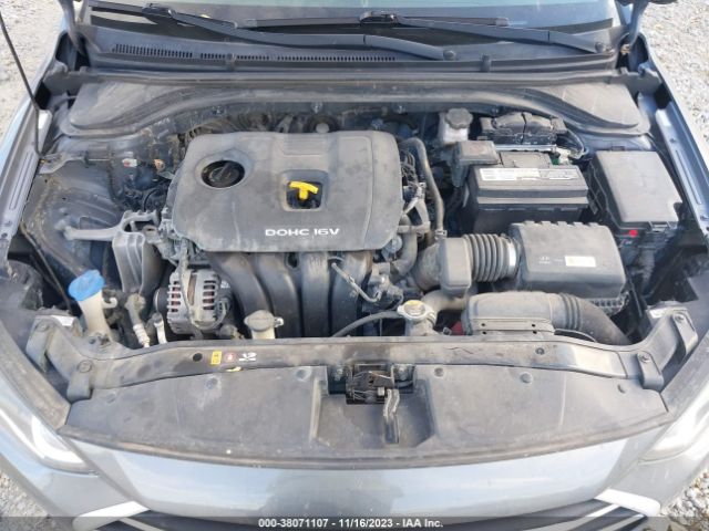 Photo 9 VIN: KMHD84LF4JU554469 - HYUNDAI ELANTRA 