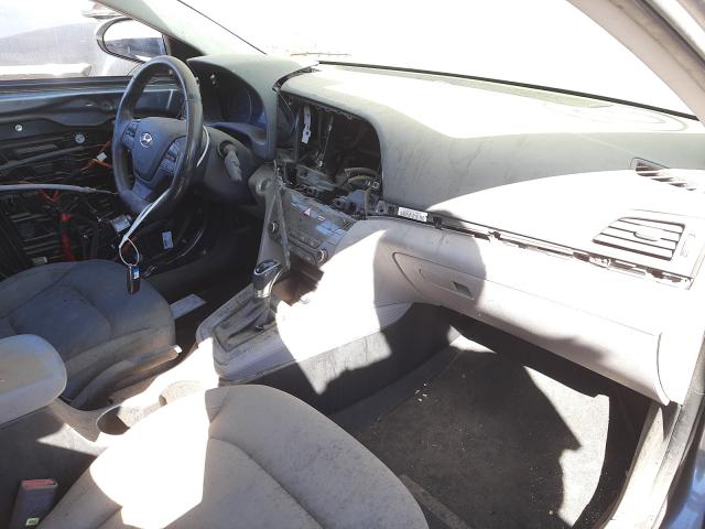 Photo 4 VIN: KMHD84LF4JU560840 - HYUNDAI ELANTRA SE 