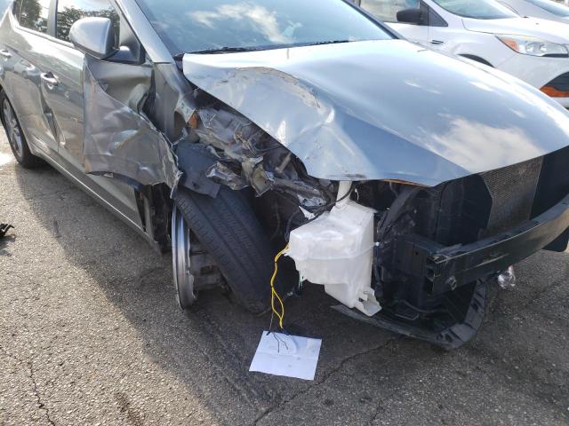 Photo 8 VIN: KMHD84LF4JU589349 - HYUNDAI ELANTRA SE 