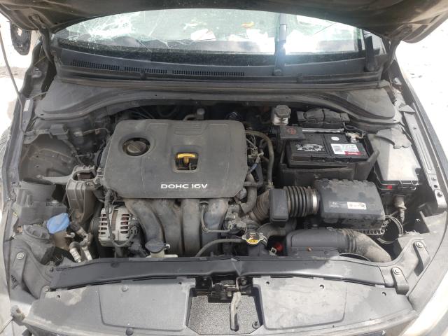 Photo 6 VIN: KMHD84LF4JU680010 - HYUNDAI ELANTRA SE 