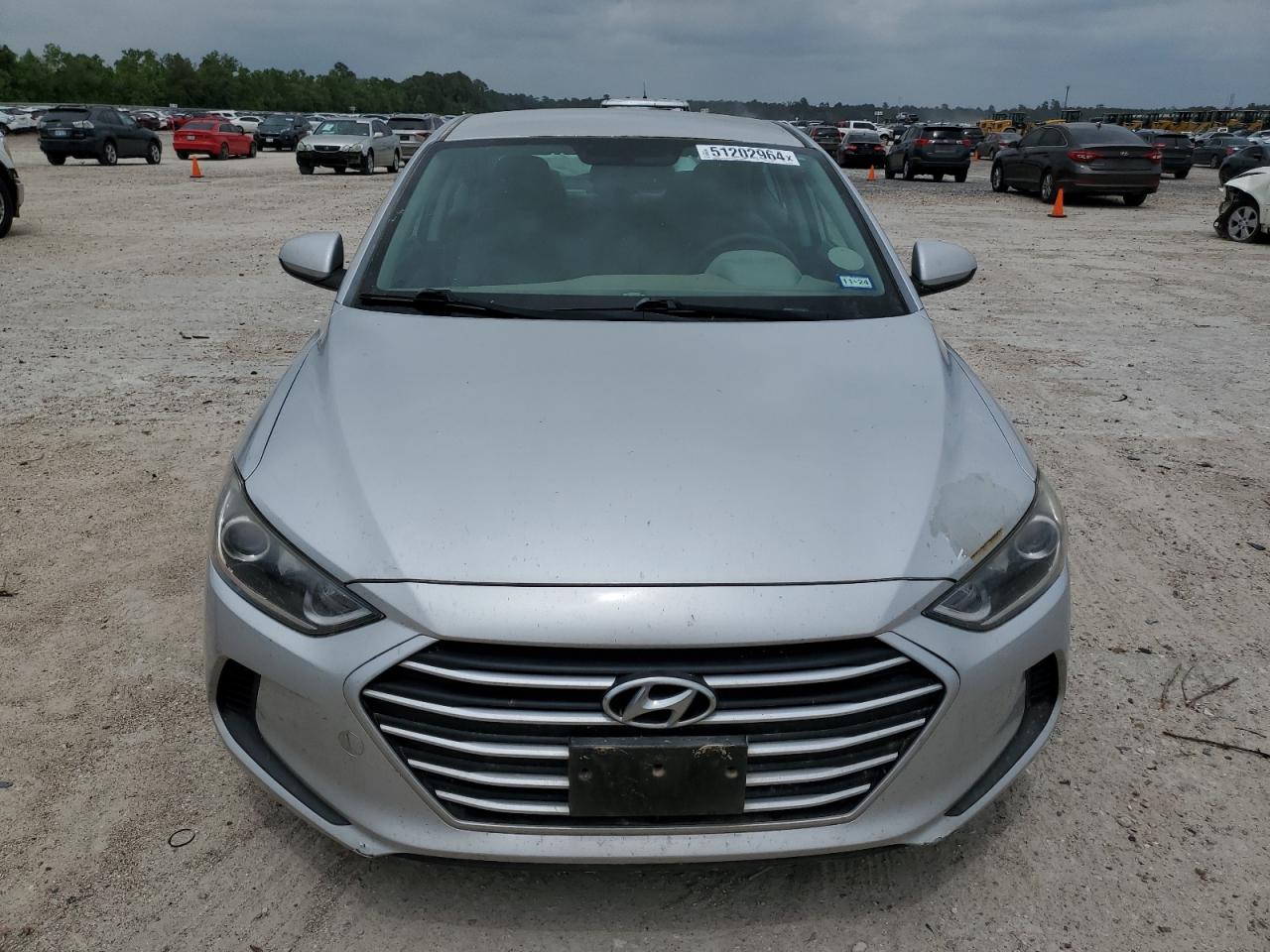 Photo 4 VIN: KMHD84LF4JU703866 - HYUNDAI ELANTRA 