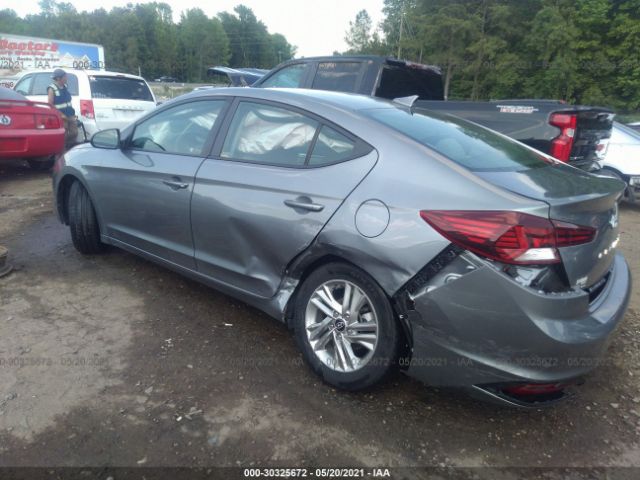 Photo 2 VIN: KMHD84LF4KU745066 - HYUNDAI ELANTRA 