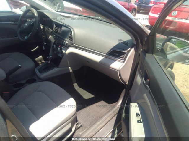 Photo 4 VIN: KMHD84LF4KU745066 - HYUNDAI ELANTRA 