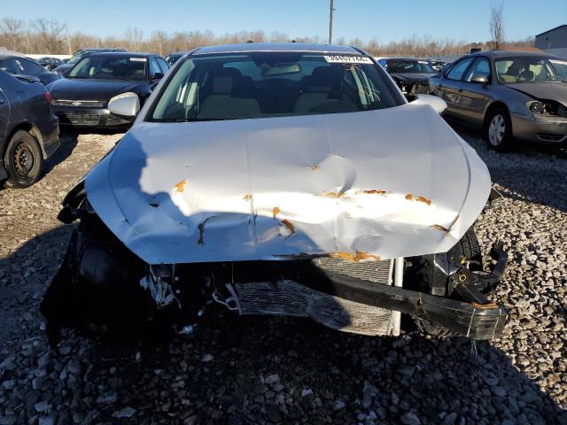 Photo 4 VIN: KMHD84LF4KU772123 - HYUNDAI ELANTRA SE 