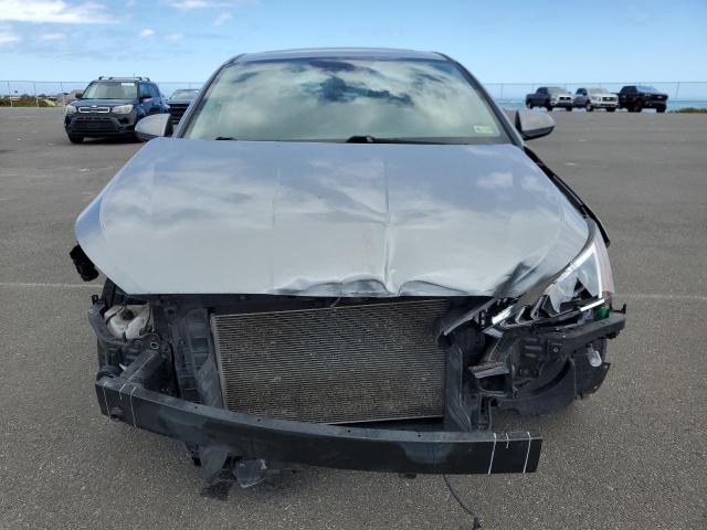 Photo 4 VIN: KMHD84LF4KU779928 - HYUNDAI ELANTRA 