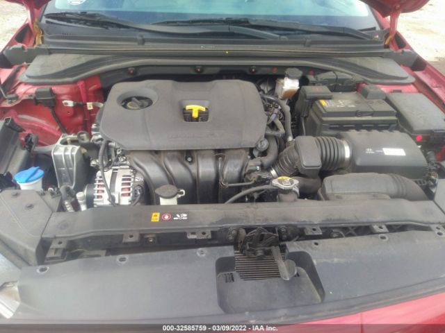 Photo 9 VIN: KMHD84LF4KU841117 - HYUNDAI ELANTRA 