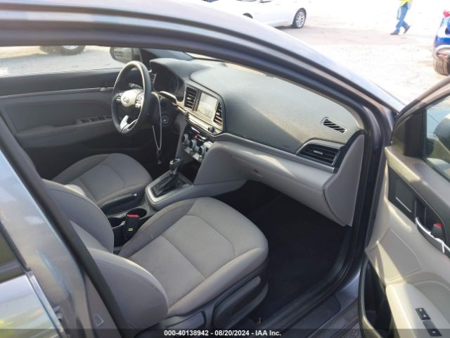 Photo 4 VIN: KMHD84LF4KU878488 - HYUNDAI ELANTRA 