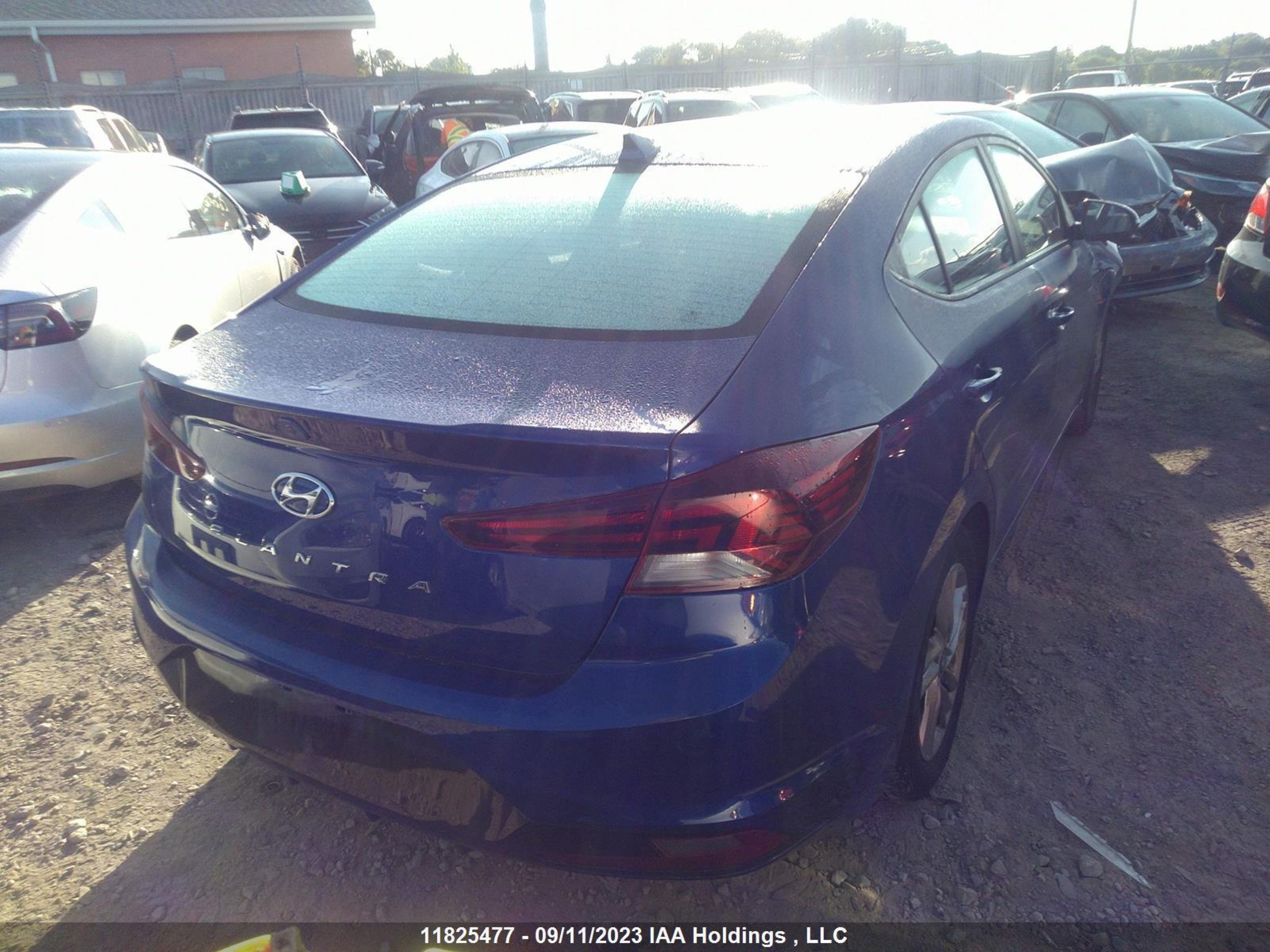 Photo 3 VIN: KMHD84LF4LU901320 - HYUNDAI ELANTRA 