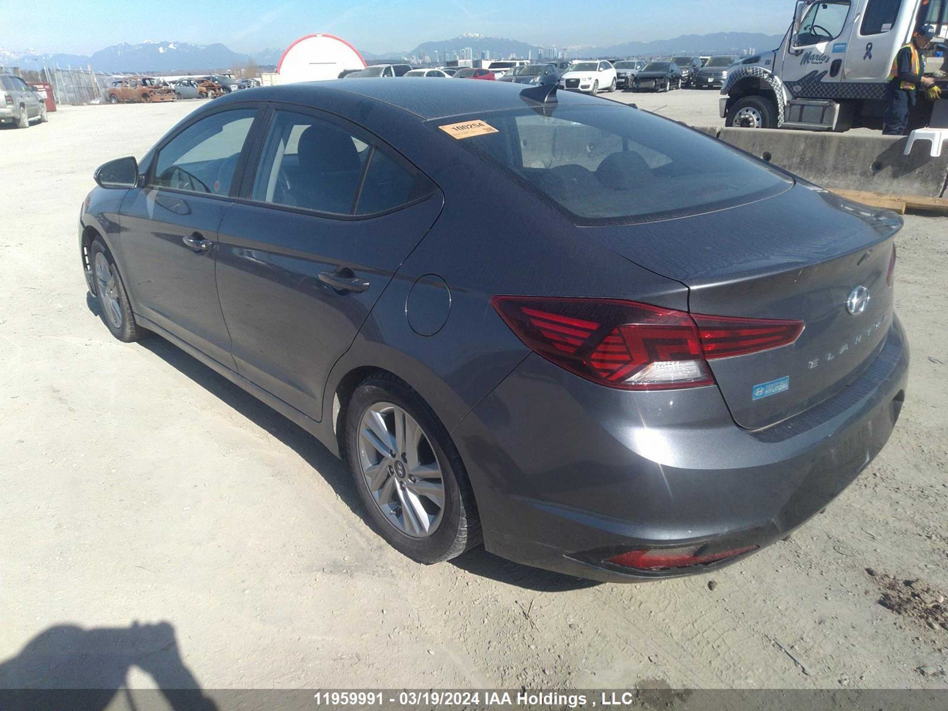 Photo 2 VIN: KMHD84LF4LU904895 - HYUNDAI ELANTRA 