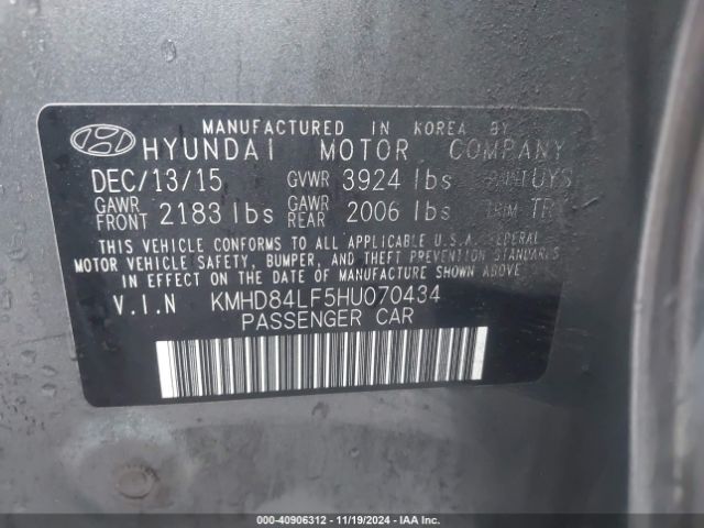 Photo 8 VIN: KMHD84LF5HU070434 - HYUNDAI ELANTRA 