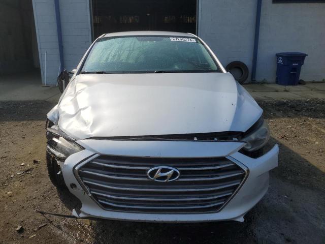 Photo 4 VIN: KMHD84LF5HU074161 - HYUNDAI ELANTRA SE 