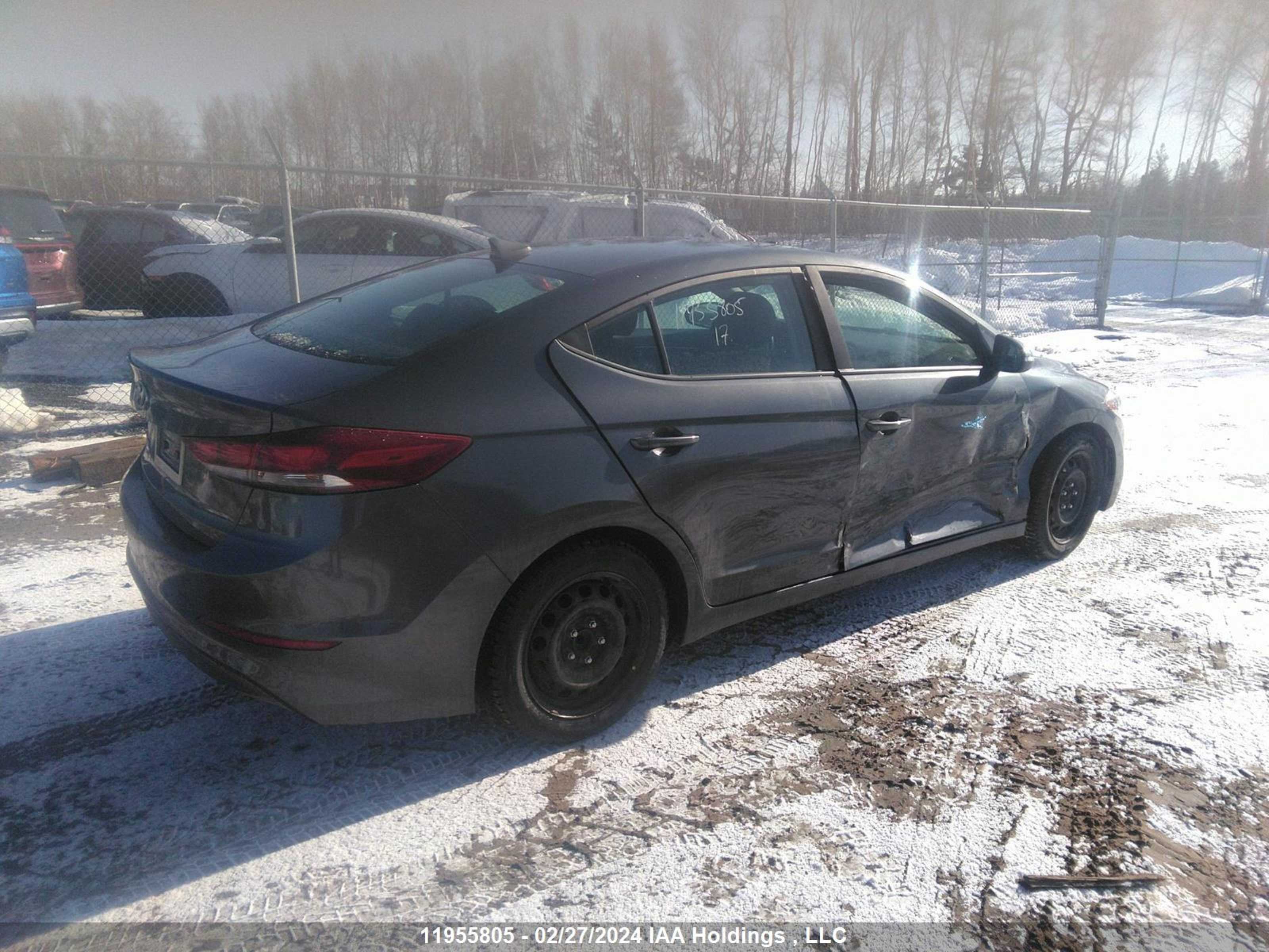 Photo 3 VIN: KMHD84LF5HU094538 - HYUNDAI ELANTRA 