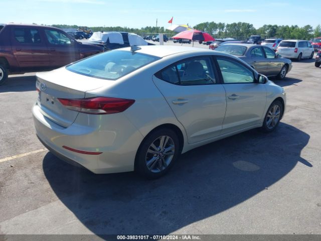 Photo 3 VIN: KMHD84LF5HU191108 - HYUNDAI ELANTRA 