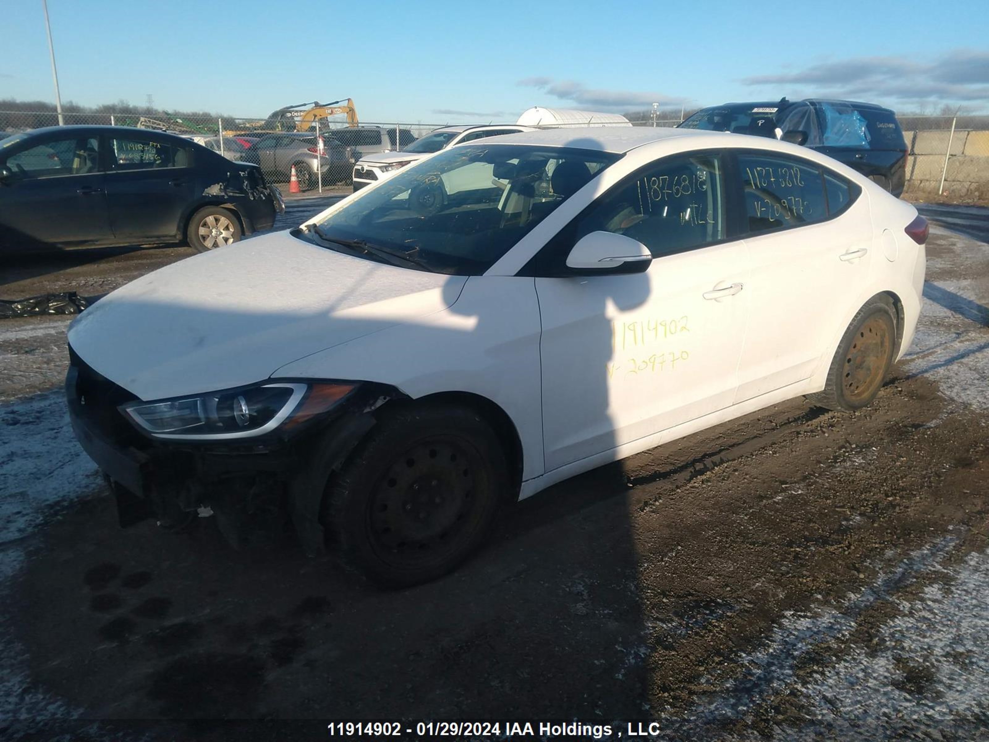 Photo 1 VIN: KMHD84LF5HU209770 - HYUNDAI ELANTRA 