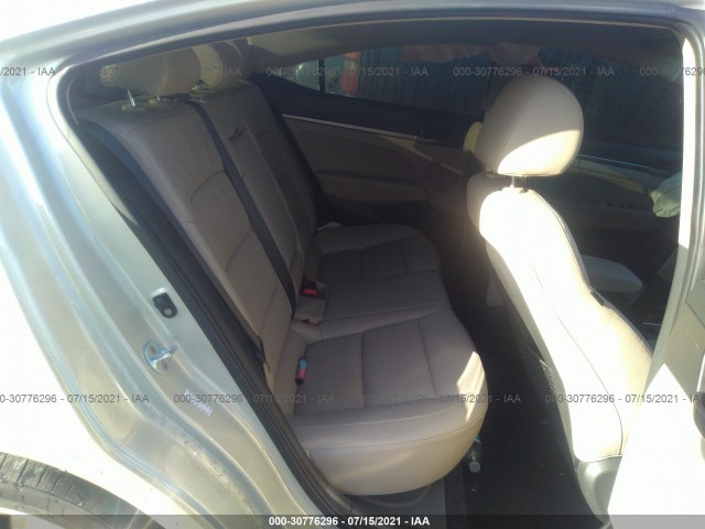 Photo 7 VIN: KMHD84LF5HU211549 - HYUNDAI ELANTRA 