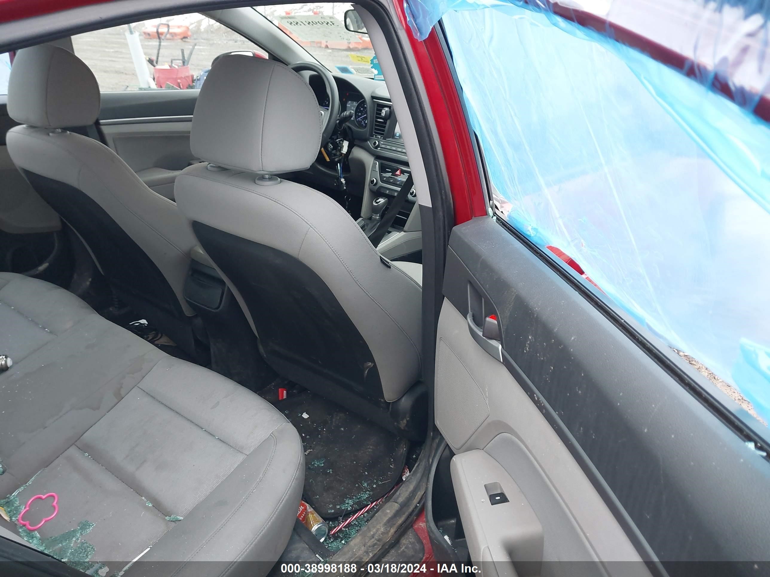 Photo 7 VIN: KMHD84LF5HU224169 - HYUNDAI ELANTRA 