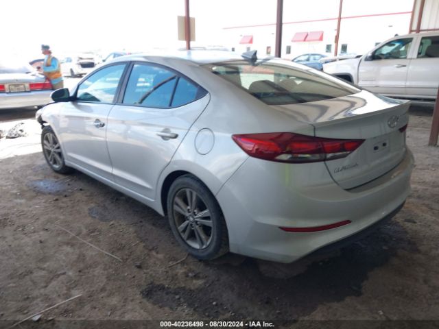 Photo 2 VIN: KMHD84LF5HU248052 - HYUNDAI ELANTRA 