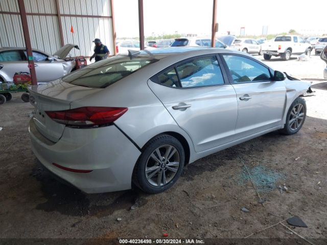 Photo 3 VIN: KMHD84LF5HU248052 - HYUNDAI ELANTRA 