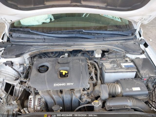 Photo 9 VIN: KMHD84LF5HU248052 - HYUNDAI ELANTRA 