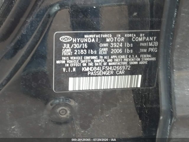 Photo 8 VIN: KMHD84LF5HU266972 - HYUNDAI ELANTRA 