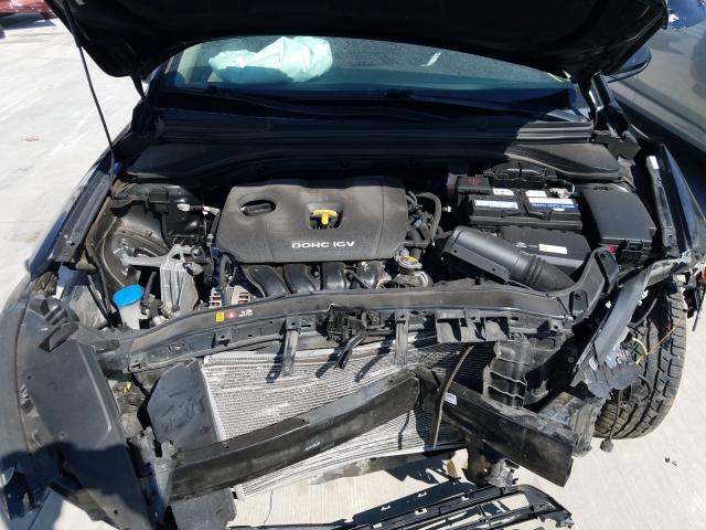 Photo 6 VIN: KMHD84LF5HU273615 - HYUNDAI ELANTRA 