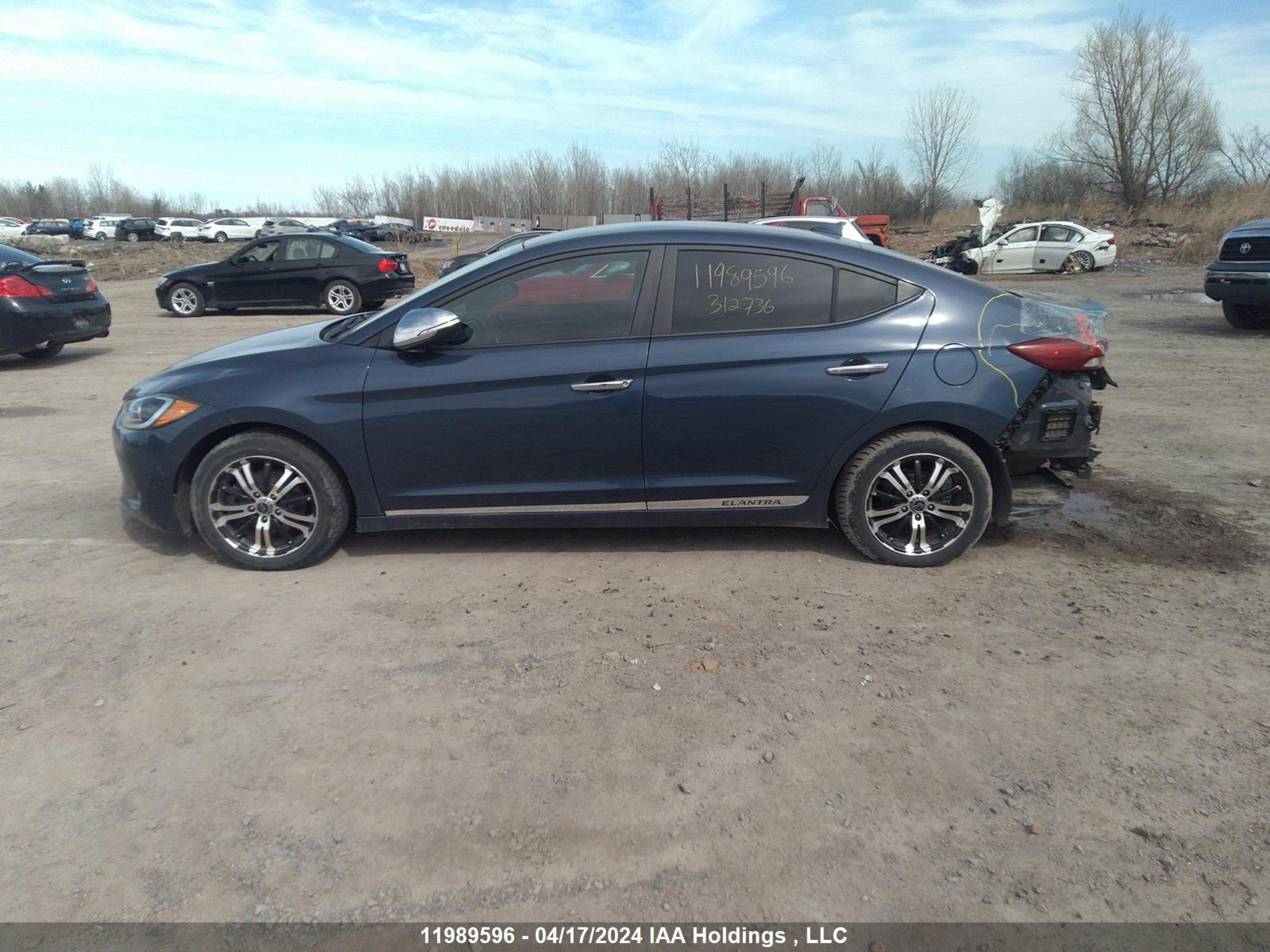 Photo 13 VIN: KMHD84LF5HU312736 - HYUNDAI ELANTRA 