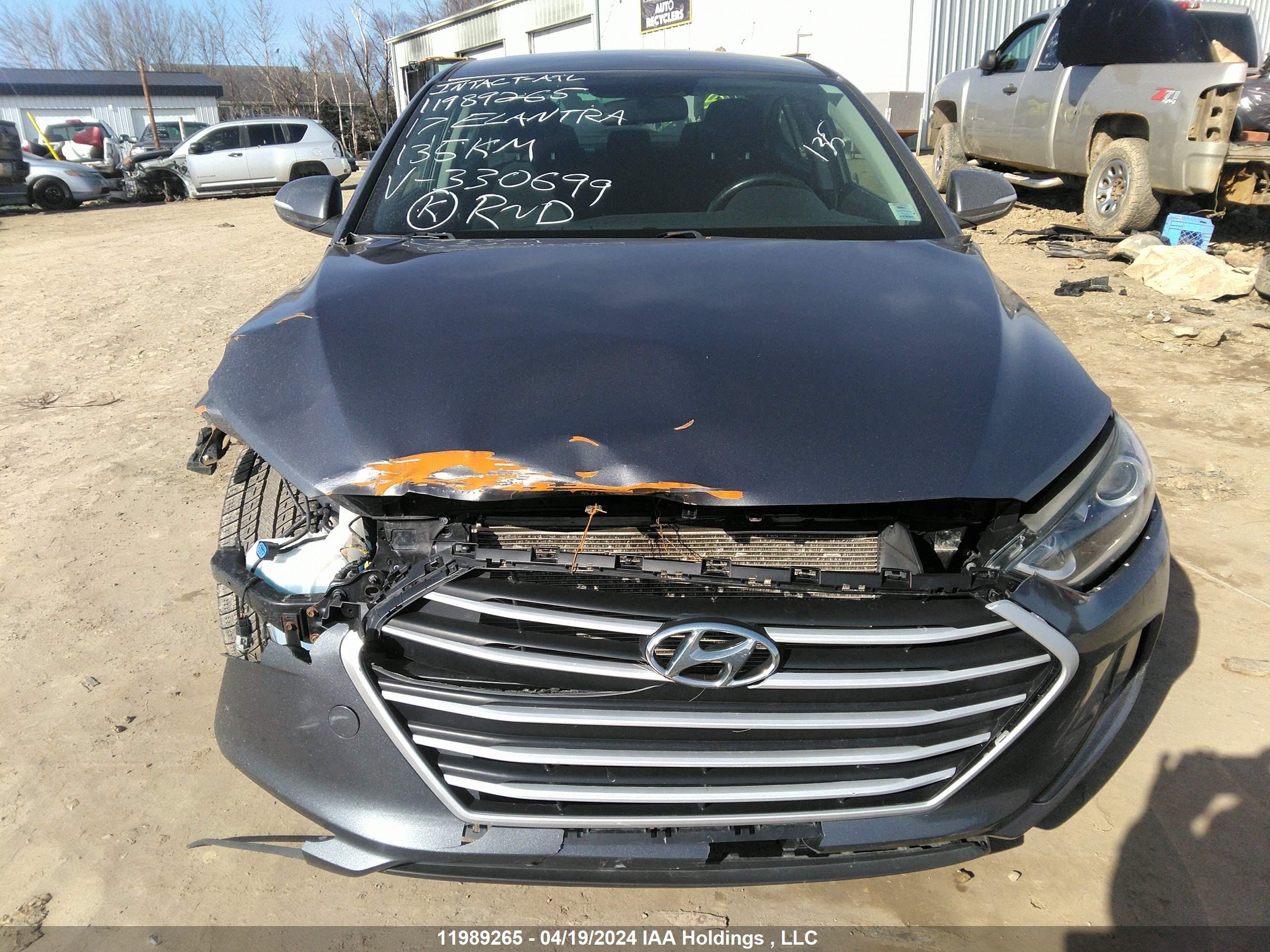 Photo 12 VIN: KMHD84LF5HU330699 - HYUNDAI ELANTRA 