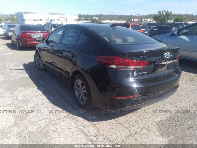 Photo 2 VIN: KMHD84LF5HU388909 - HYUNDAI ELANTRA 