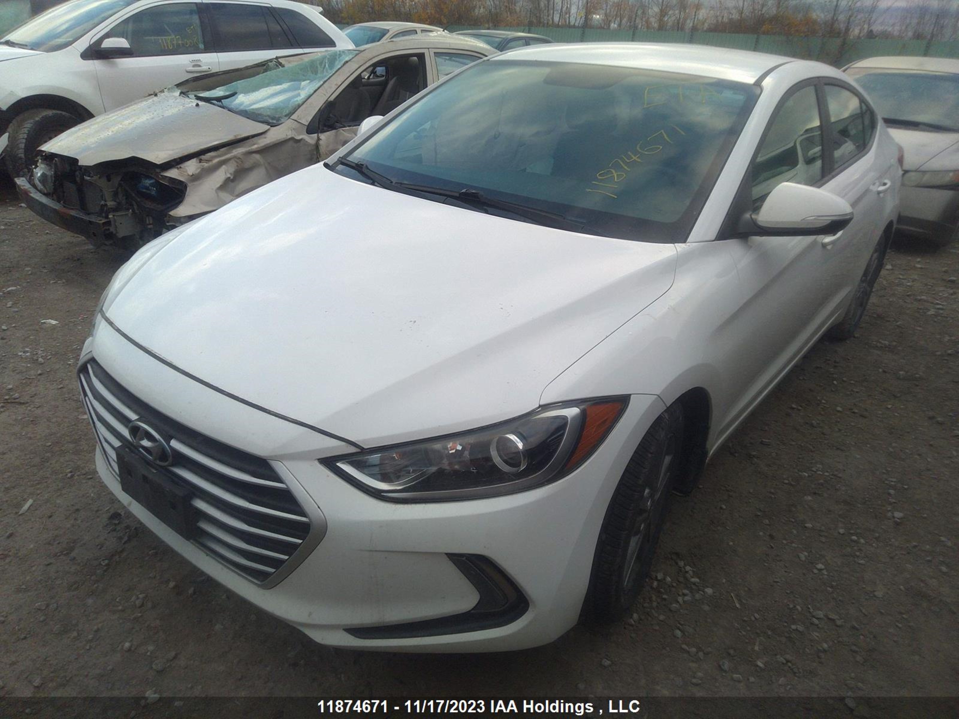 Photo 1 VIN: KMHD84LF5HU420046 - HYUNDAI ELANTRA 