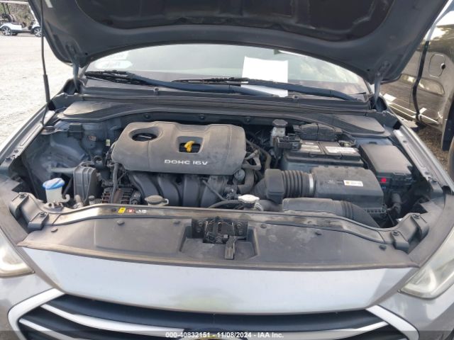 Photo 9 VIN: KMHD84LF5HU423934 - HYUNDAI ELANTRA 