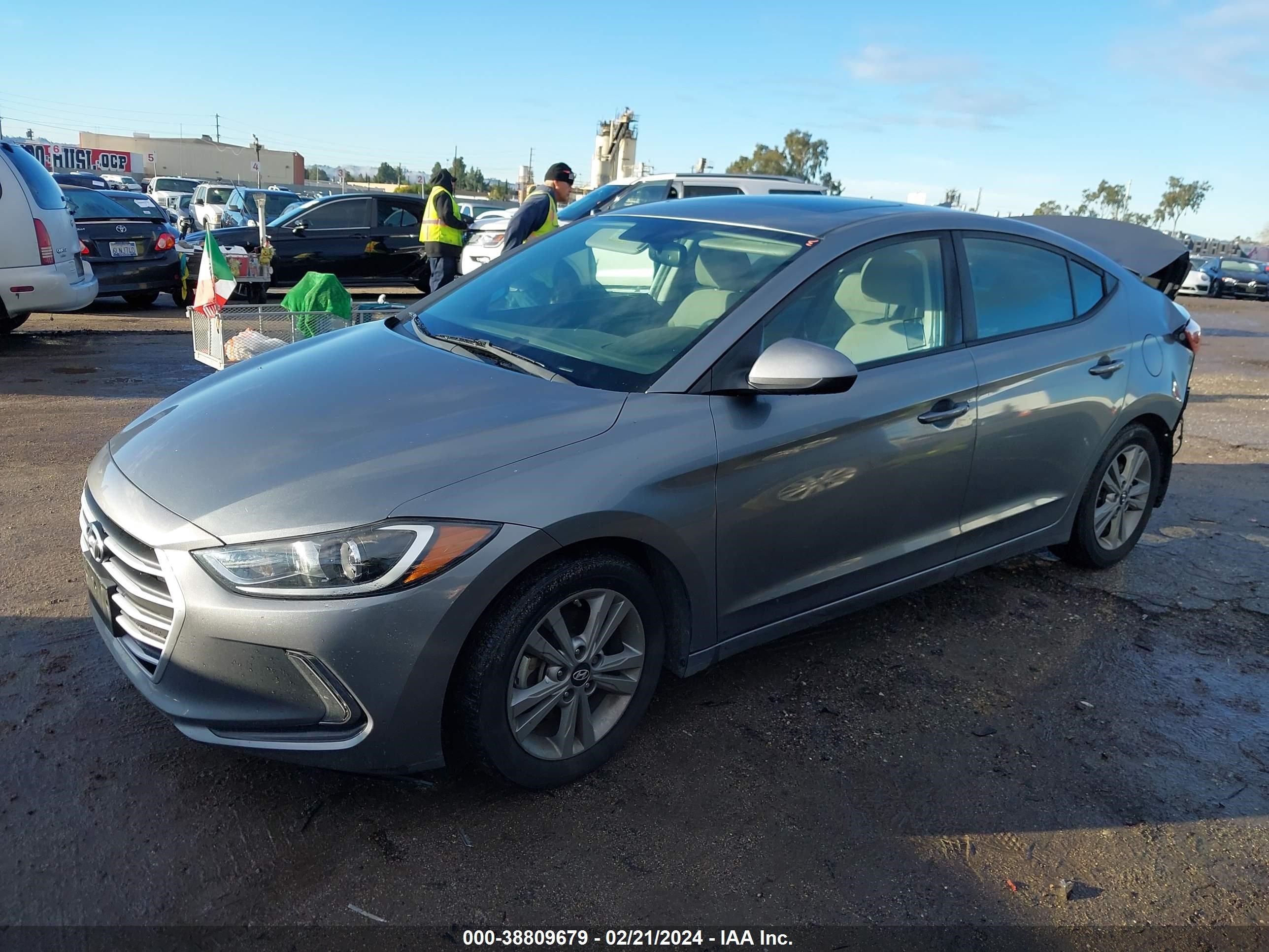 Photo 1 VIN: KMHD84LF5JU473674 - HYUNDAI ELANTRA 