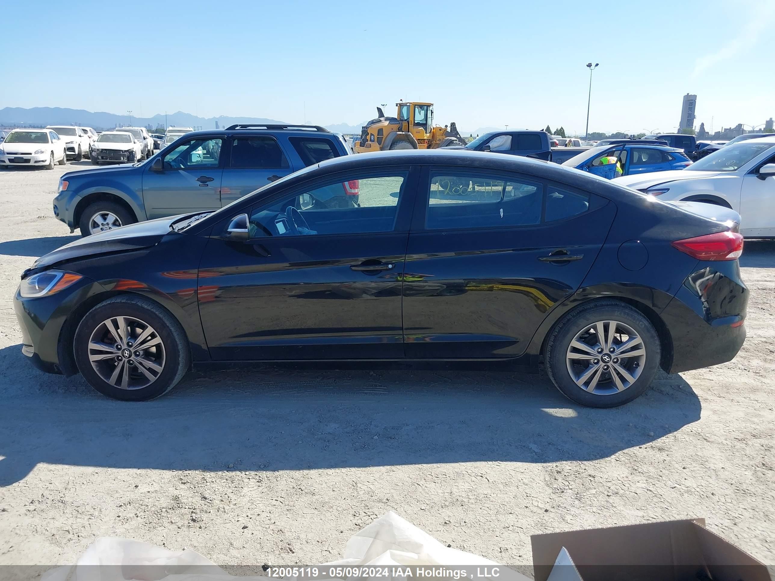 Photo 14 VIN: KMHD84LF5JU567960 - HYUNDAI ELANTRA 