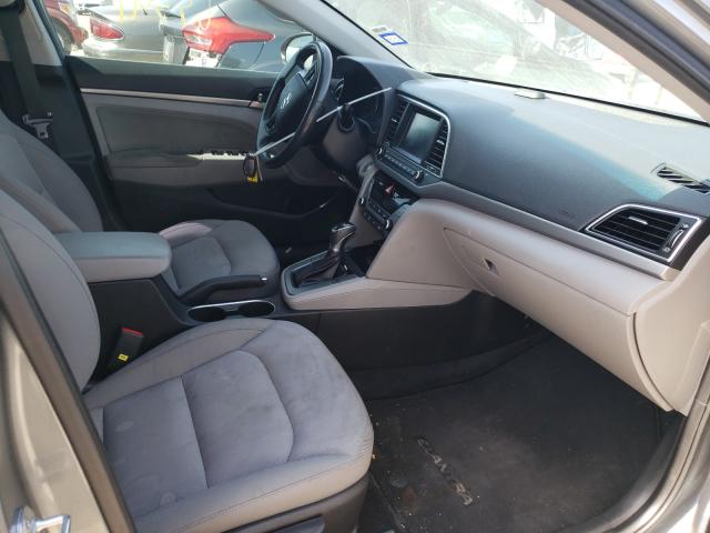 Photo 4 VIN: KMHD84LF5JU608779 - HYUNDAI ELANTRA SE 