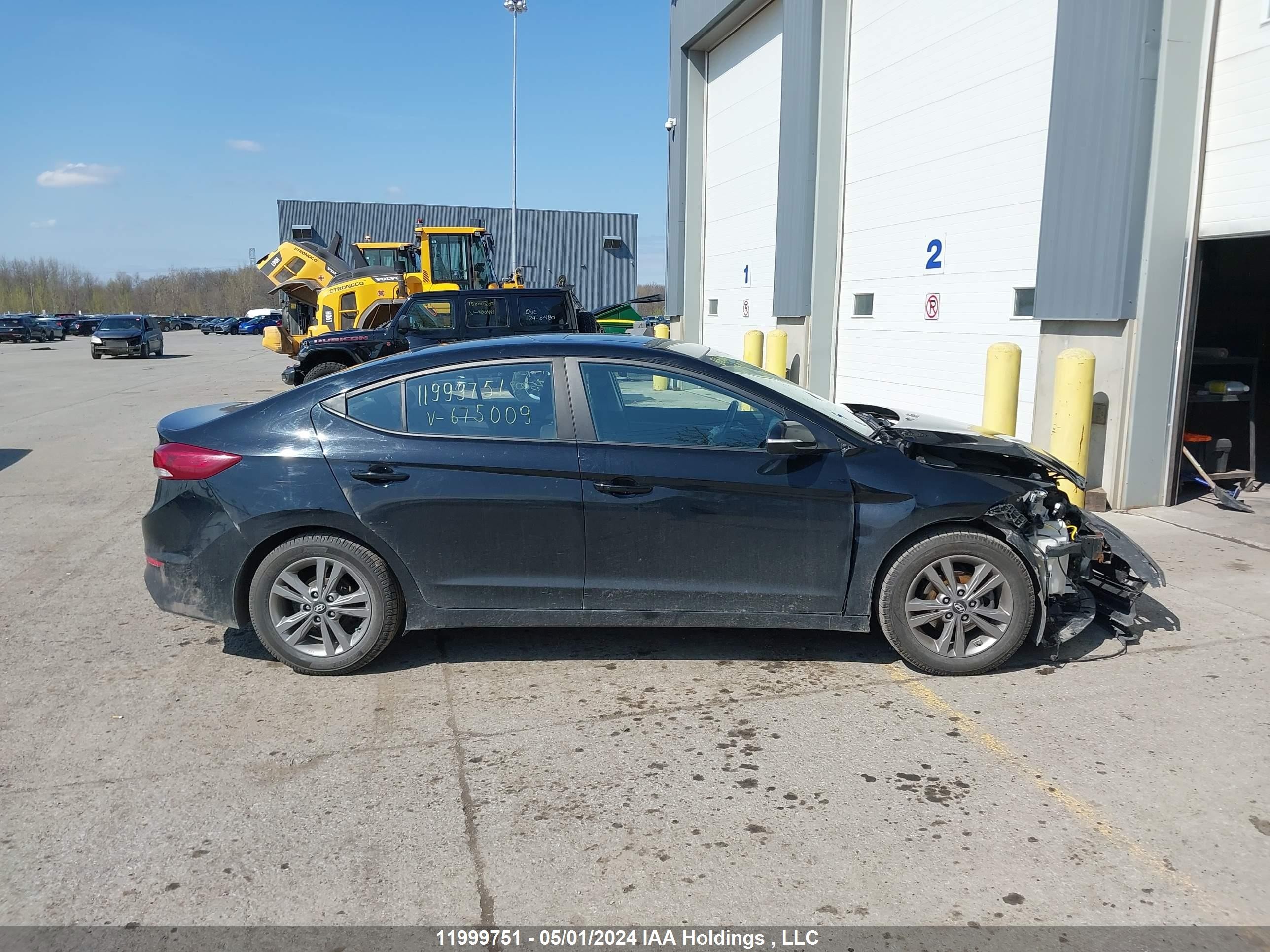 Photo 13 VIN: KMHD84LF5JU675009 - HYUNDAI ELANTRA 