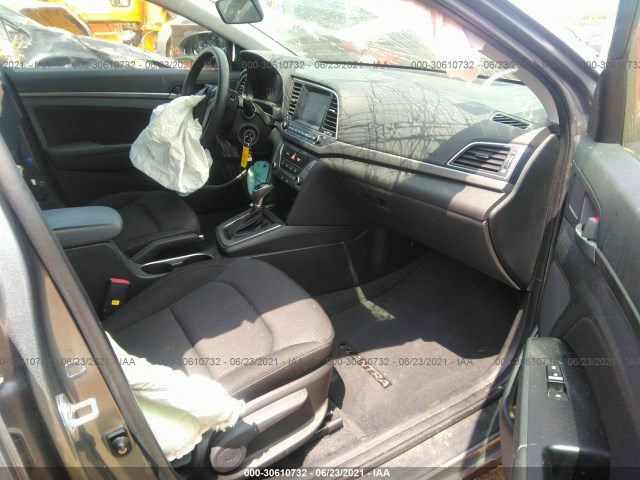 Photo 4 VIN: KMHD84LF5JU685054 - HYUNDAI ELANTRA 