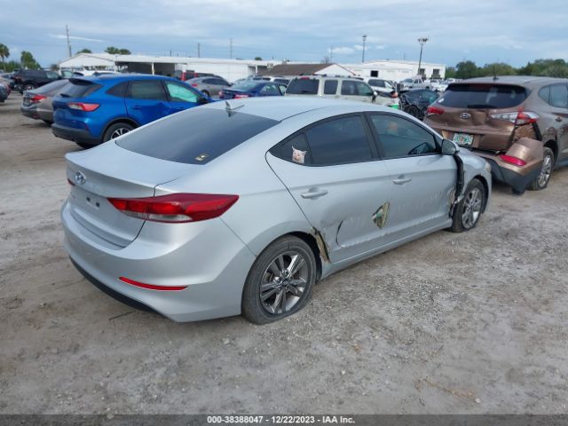 Photo 3 VIN: KMHD84LF5JU704914 - HYUNDAI ELANTRA 