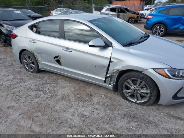 Photo 5 VIN: KMHD84LF5JU704914 - HYUNDAI ELANTRA 