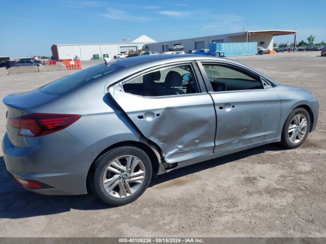 Photo 5 VIN: KMHD84LF5KU743147 - HYUNDAI ELANTRA 