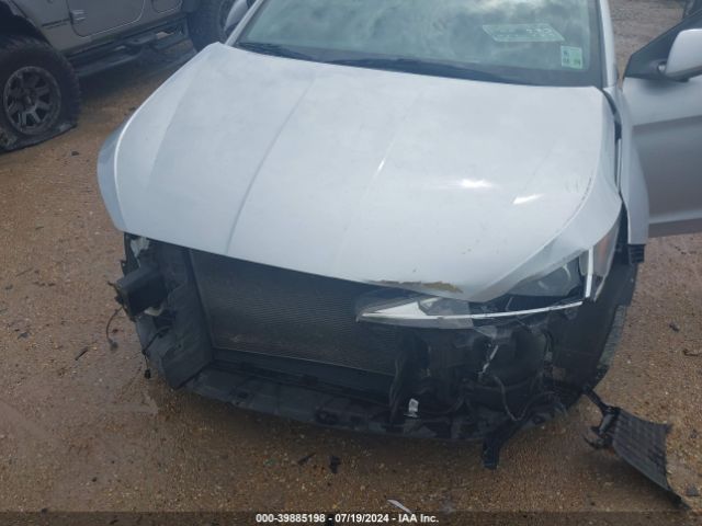 Photo 9 VIN: KMHD84LF5KU746453 - HYUNDAI ELANTRA 