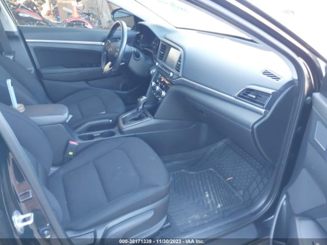 Photo 4 VIN: KMHD84LF5KU775368 - HYUNDAI ELANTRA 